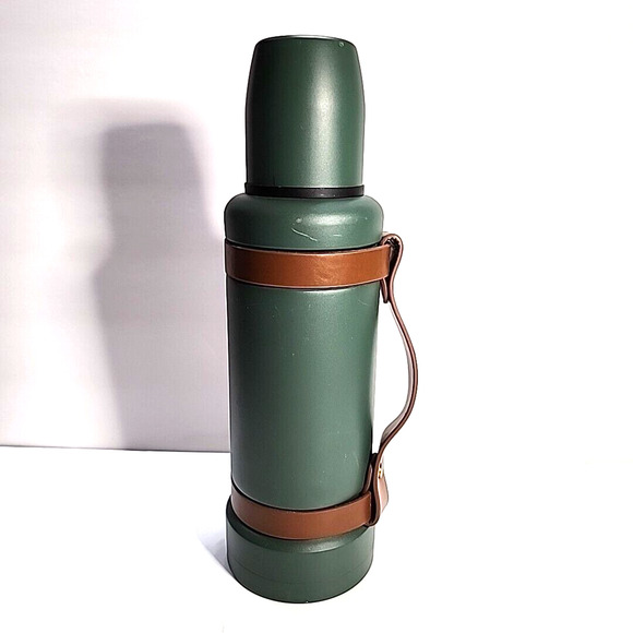 MAGNOLIA Hearth & Hand Joanna Gaines Green Thermos, New without Tags - Read - Picture 3 of 10